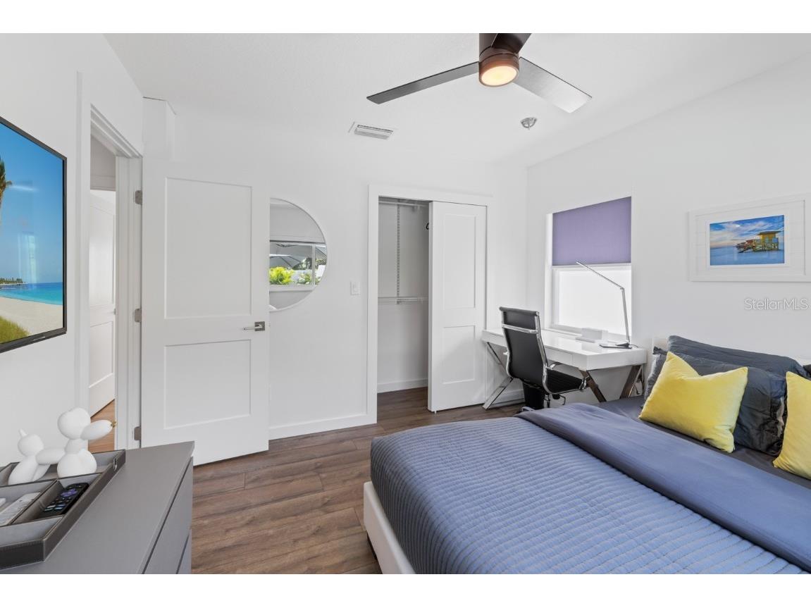 2160 Sunnyside Place Sarasota FL 34239 A4674367 image19