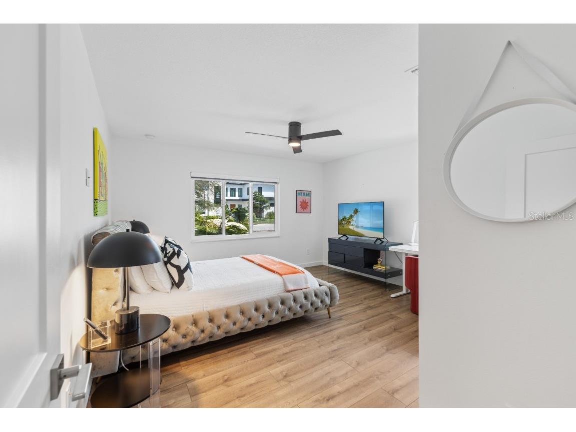 2160 Sunnyside Place Sarasota FL 34239 A4674367 image21