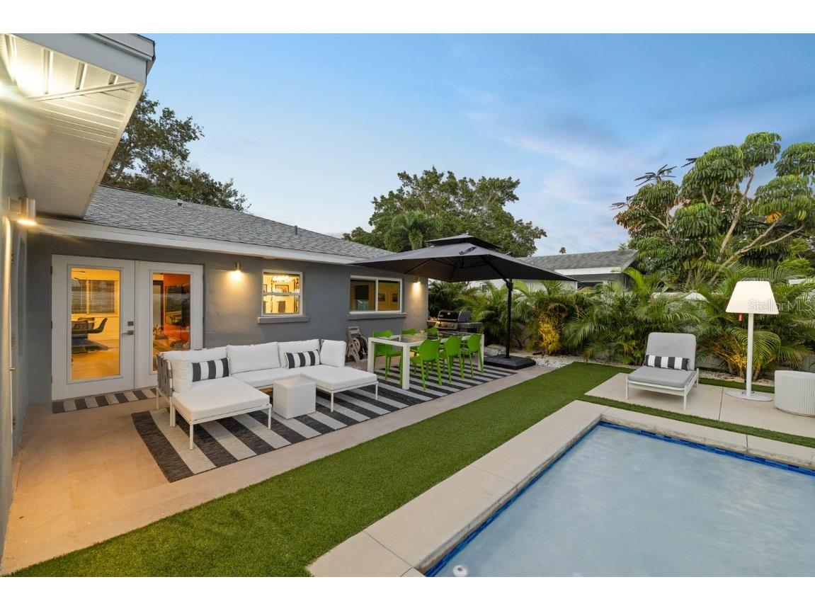 2160 Sunnyside Place Sarasota FL 34239 A4674367 image28