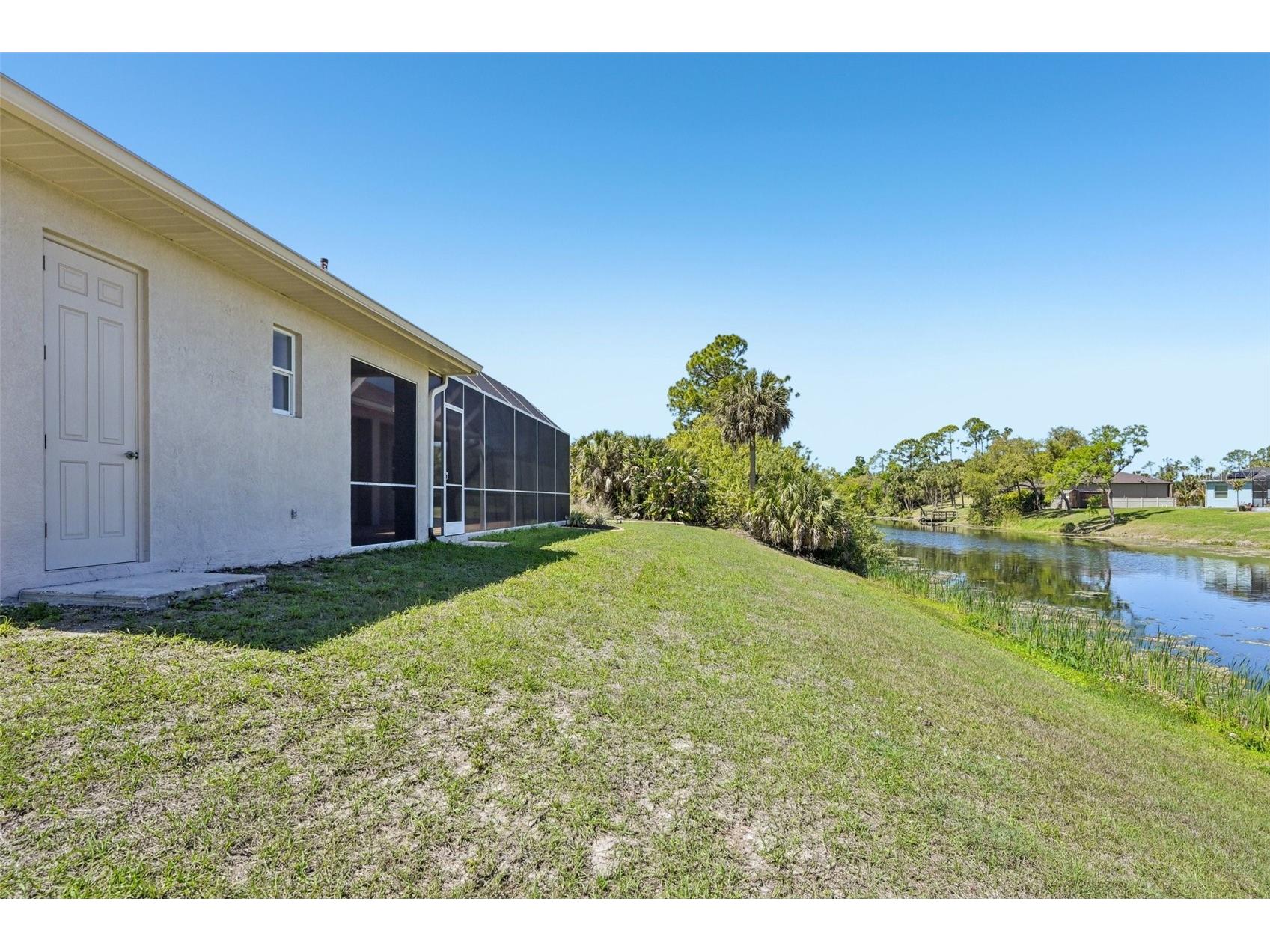 2160 W Hillsborough Boulevard North Port FL 34286 A4687502 image60