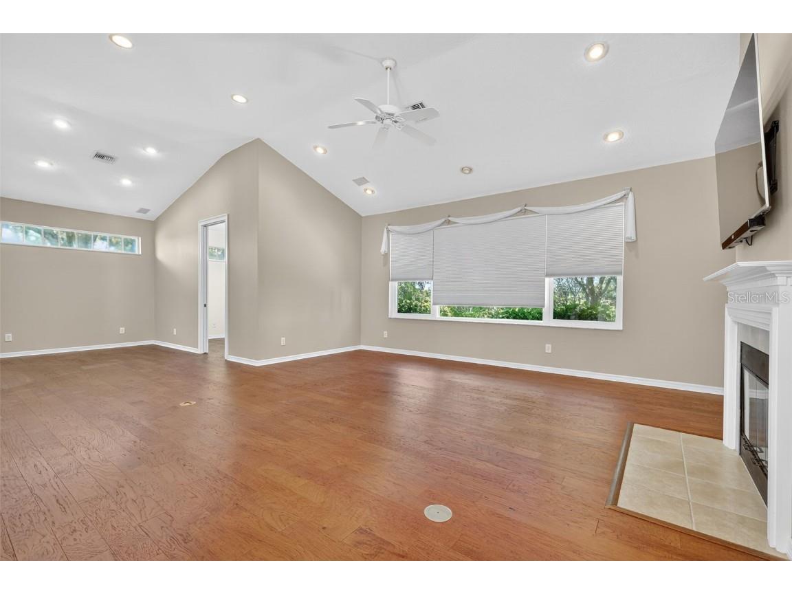 21607 Regency Park Lane Leesburg FL 34748 G5102512 image10