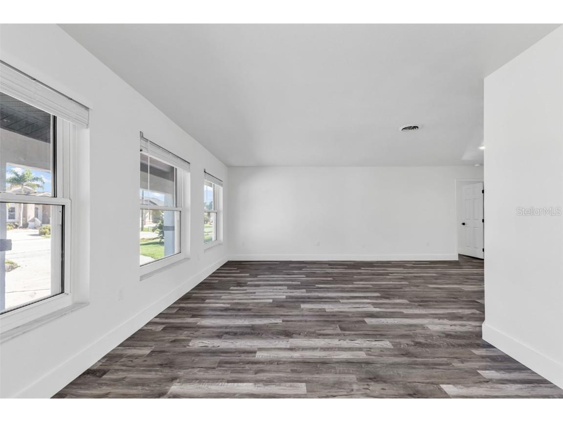 2161 Aqui Esta Drive Punta Gorda FL 33950 C7518047 image5