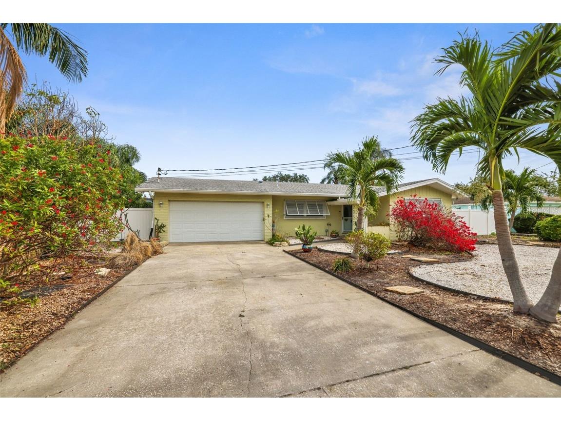 2161 Edythe Drive Dunedin FL 34698 TB8323320 image1