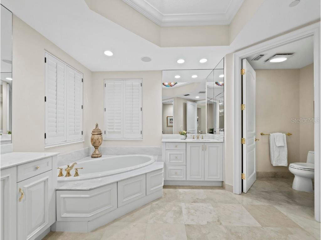 2161 Gulf Of Mexico Drive #3 Longboat Key FL 34228 - GULF OF AMERICA A4643048 image30