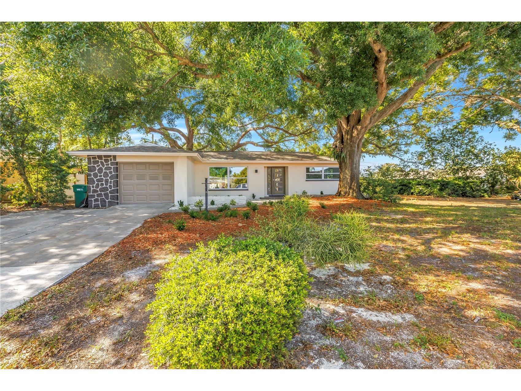 2161 NE Hillwood Court Clearwater FL 33763 TB8501733 image6