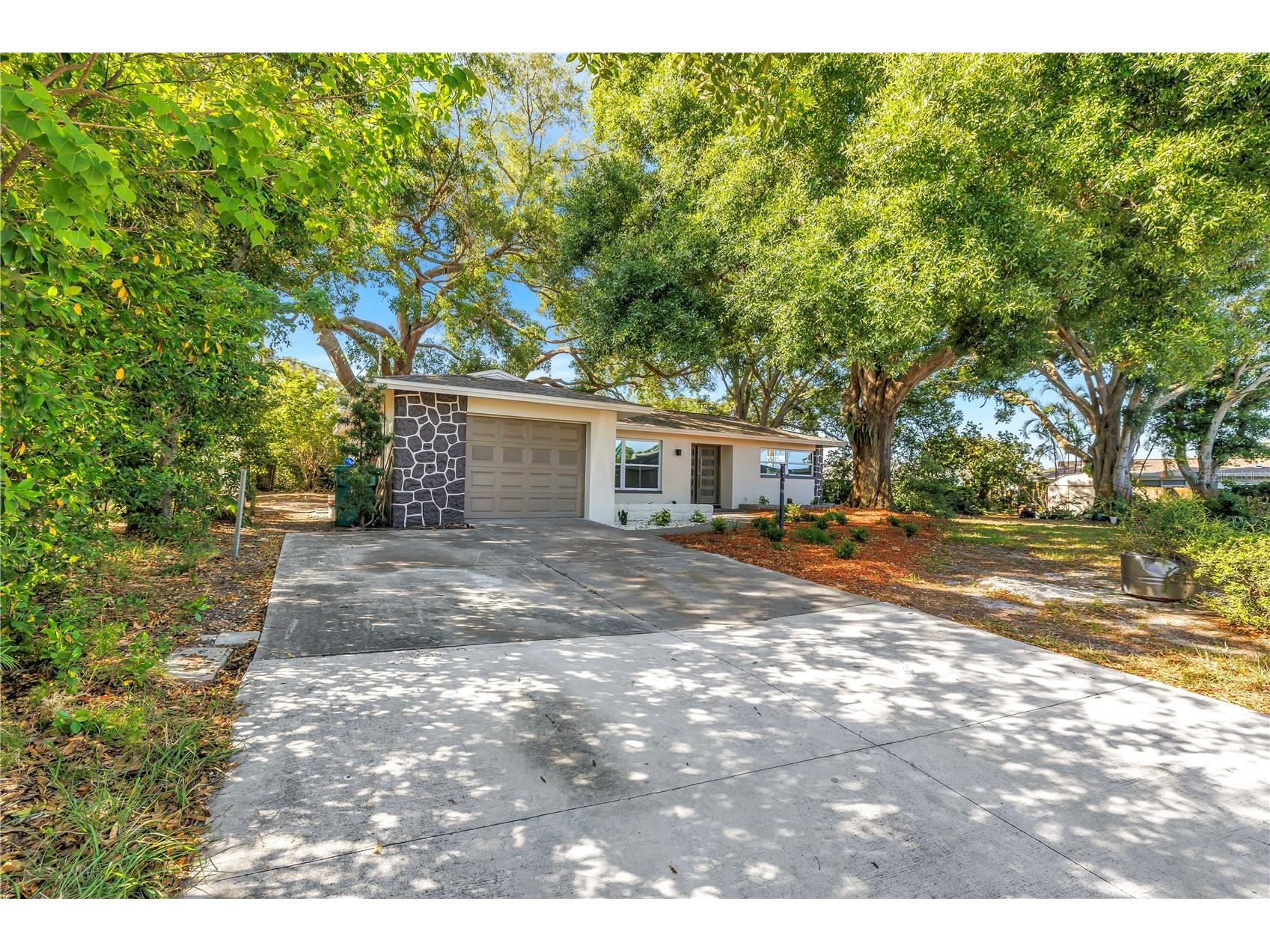 2161 NE Hillwood Court Clearwater FL 33763 TB8501733 image7