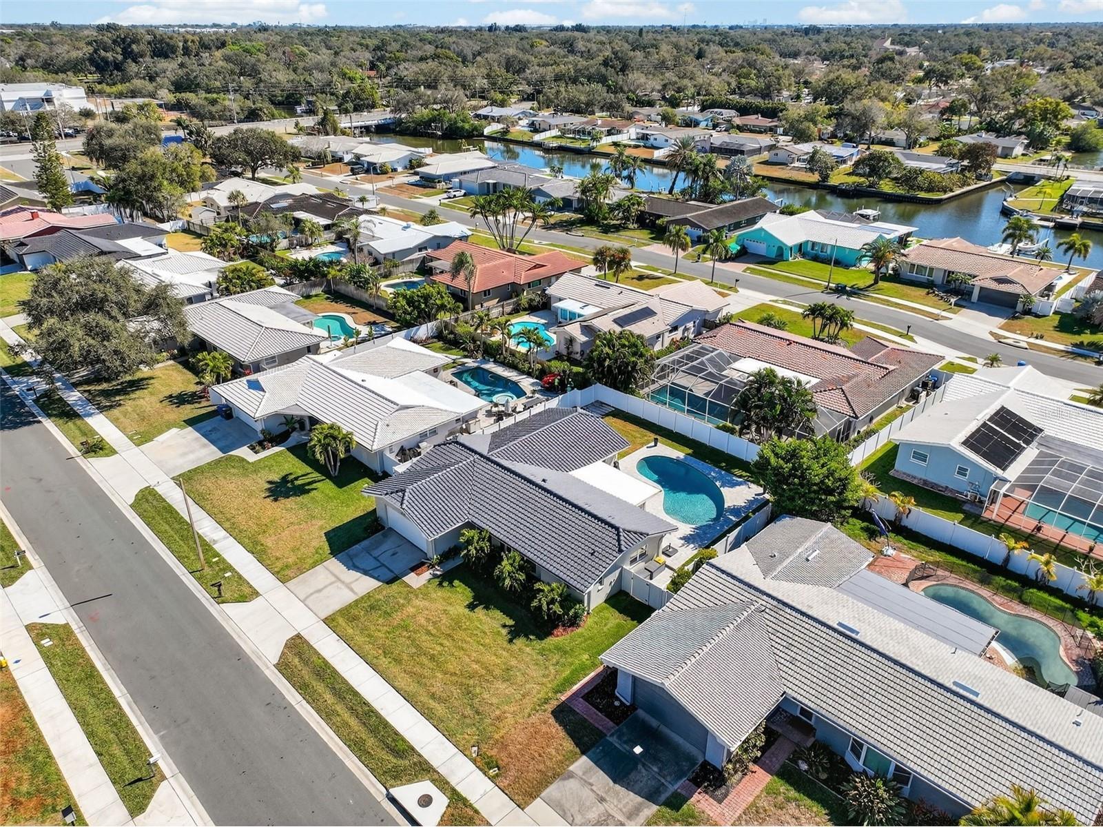 2161 Wateroak Drive N Clearwater FL 33764 TB8472030 image60