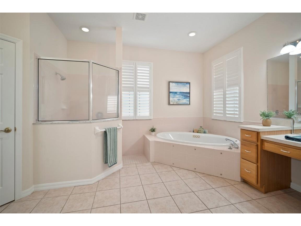 21616 67th Avenue E Bradenton FL 34211 A4649395 image24