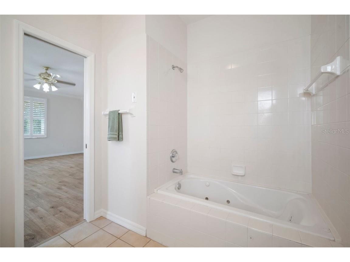 21616 67th Avenue E Bradenton FL 34211 A4649395 image69