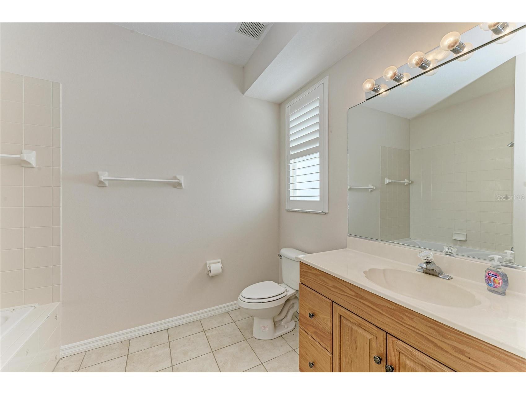 21616 67th Avenue E Bradenton FL 34211 A4686301 image37