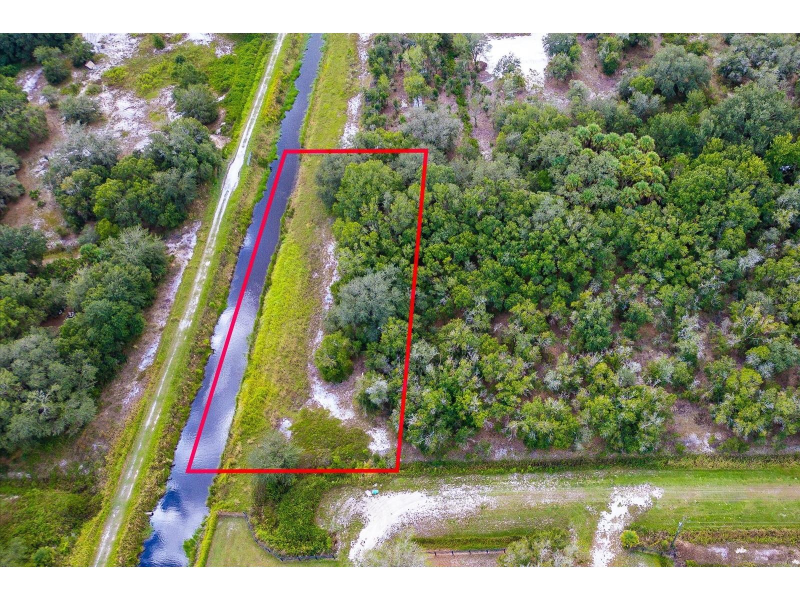 21616 NW 266th Street Okeechobee FL 34972 W7880215 image1