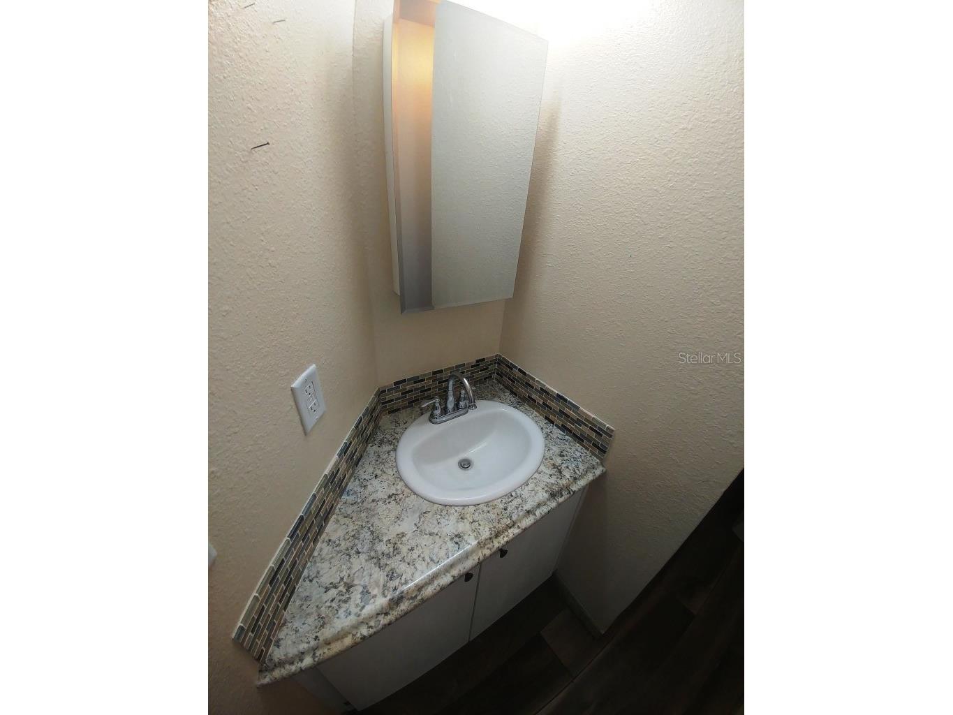 2162 1st Avenue N Saint Petersburg FL 33713 TB8473595 image3