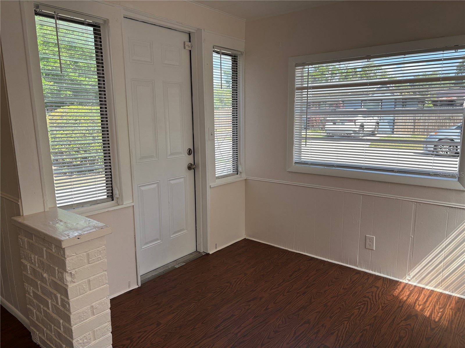 2162 46th Avenue N Saint Petersburg FL 33714 TB8493790 image5