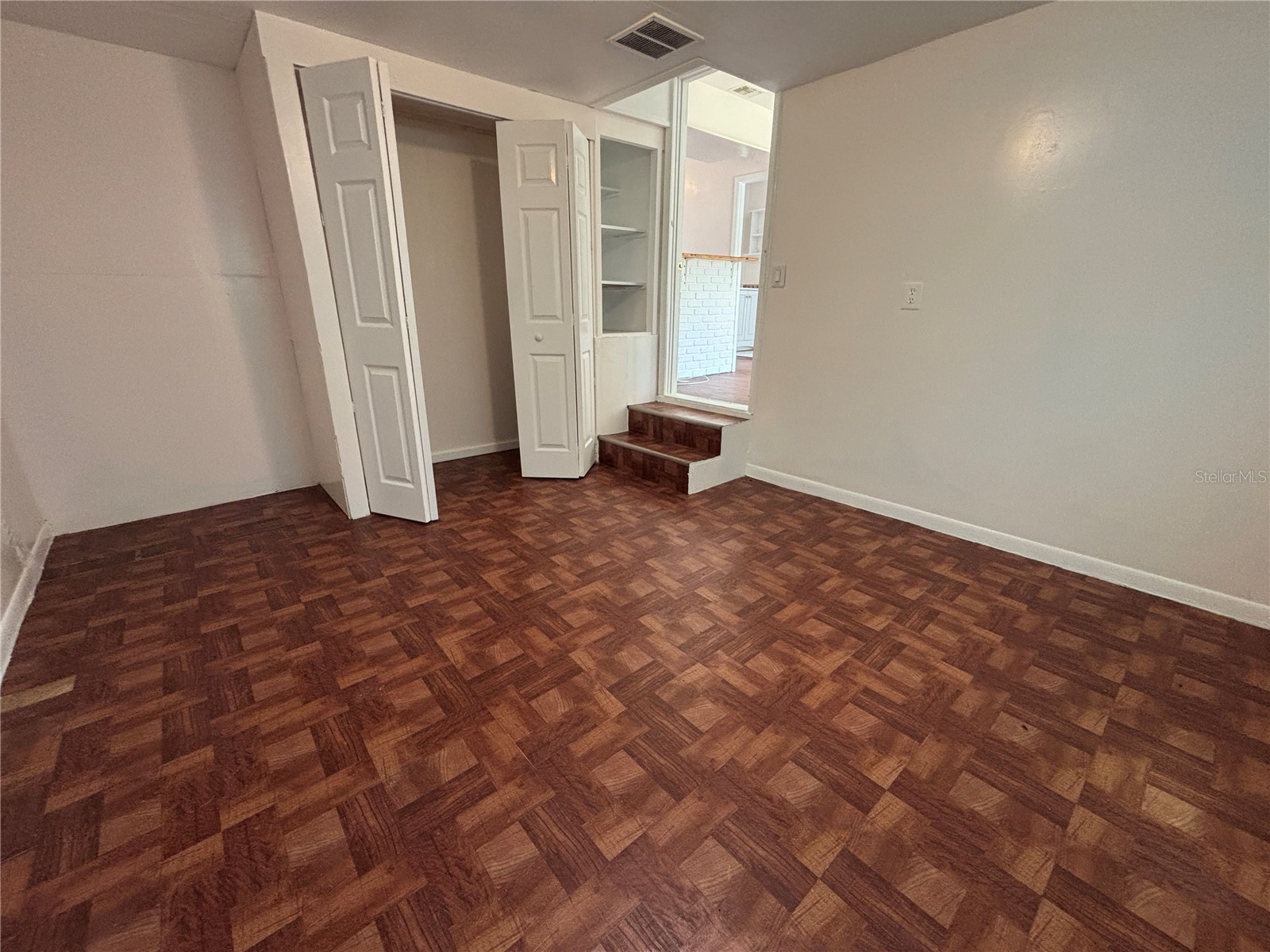2162 46th Avenue N Saint Petersburg FL 33714 TB8493790 image9