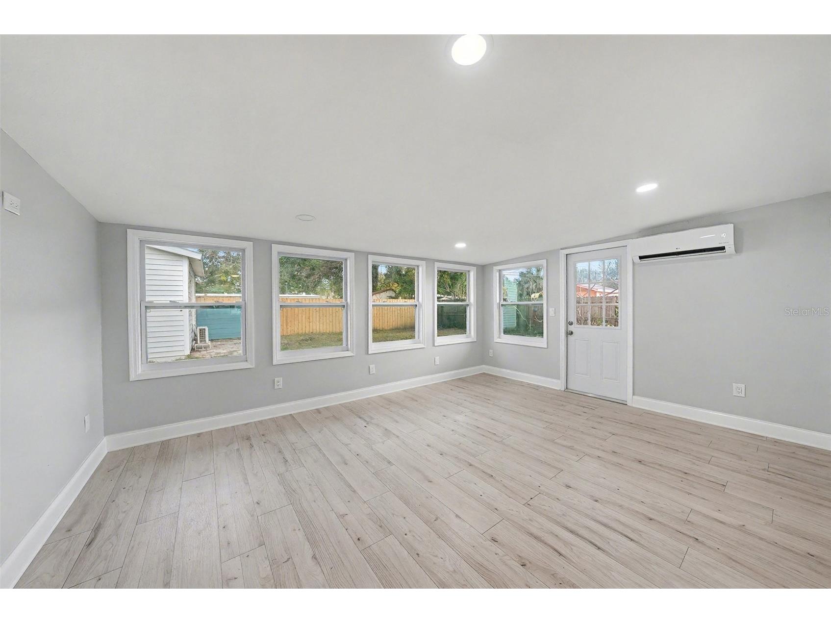 2162 Barcelona Drive Clearwater FL 33764 TB8457800 image7