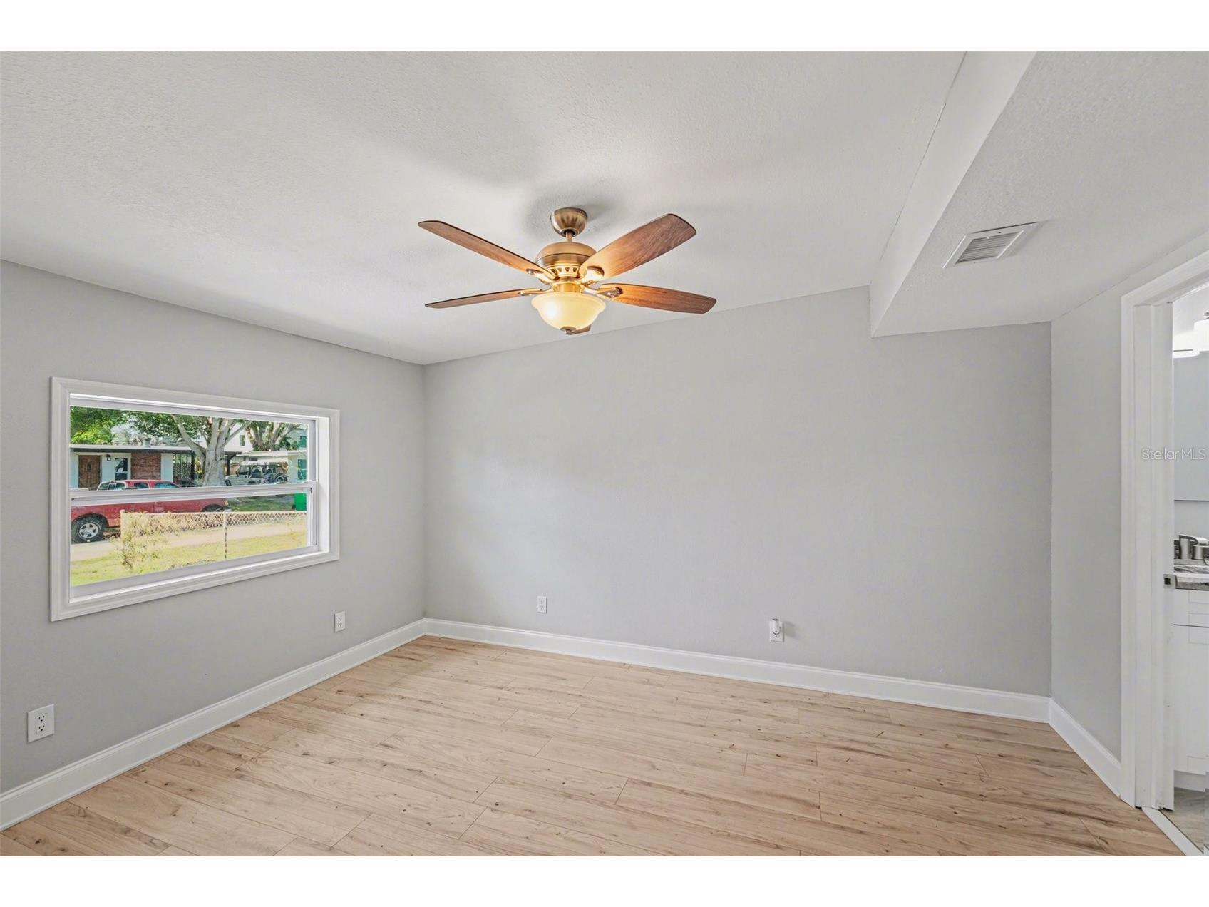 2162 Barcelona Drive Clearwater FL 33764 TB8457800 image9