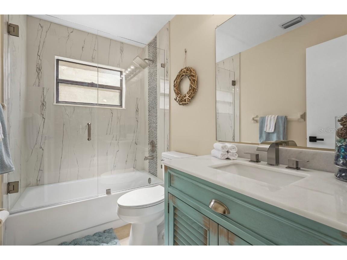 2162 Cork Oak Street Sarasota FL 34232 A4660428 image39