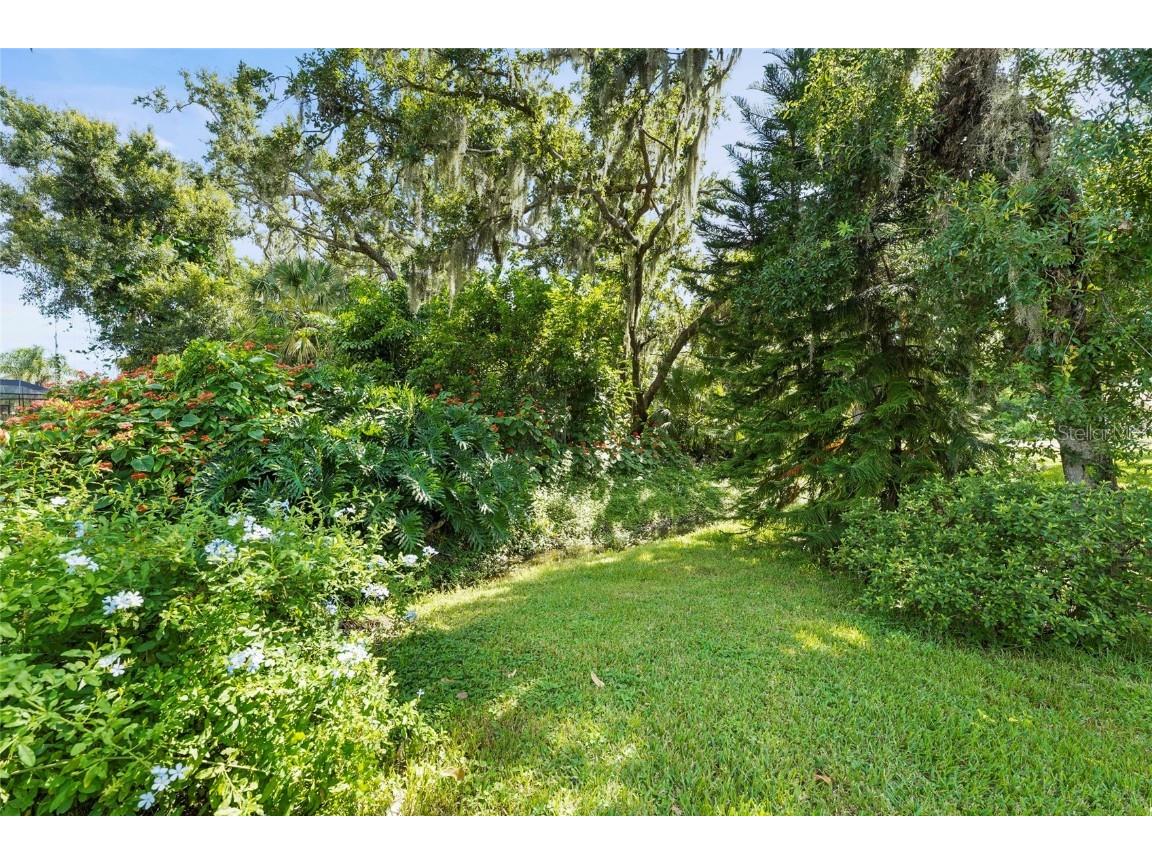 2162 Cork Oak Street Sarasota FL 34232 A4660428 image60