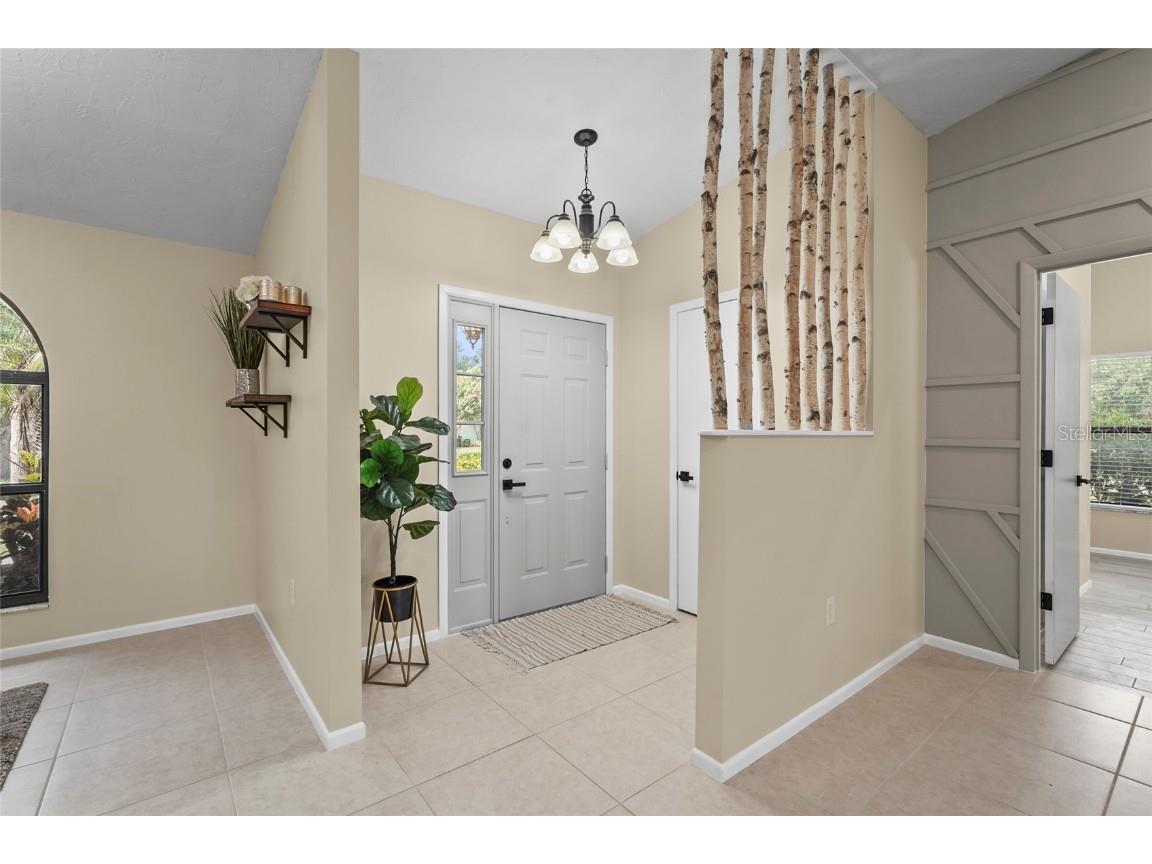 2162 Cork Oak Street Sarasota FL 34232 A4660428 image9