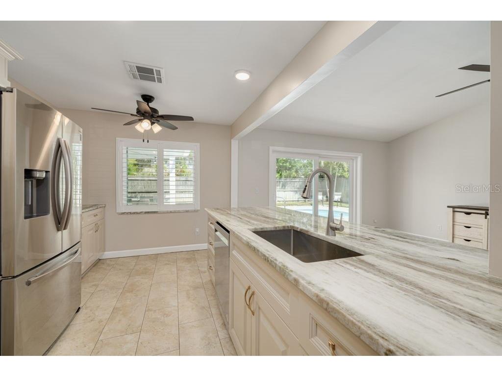 2162 Cypress Point Drive N Clearwater FL 33763 TB8490754 image12