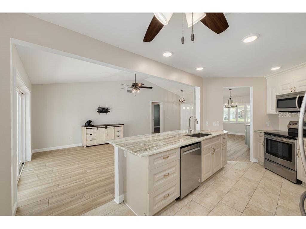 2162 Cypress Point Drive N Clearwater FL 33763 TB8490754 image13