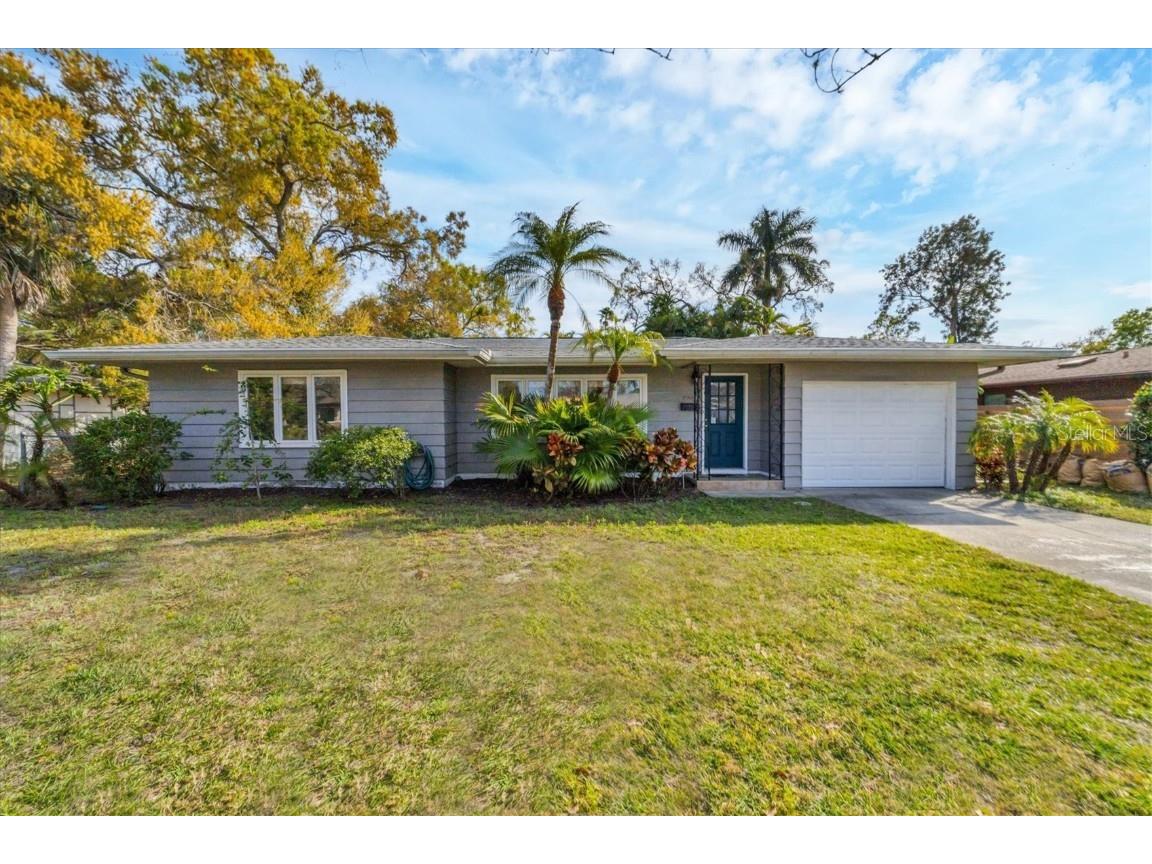 2162 Hyde Park Street Sarasota FL 34239 A4601781 image1