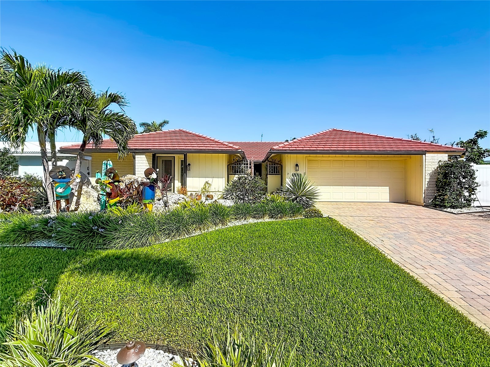 2162 W Vina Del Mar Boulevard Saint Pete Beach FL 33706 TB8501000 image1