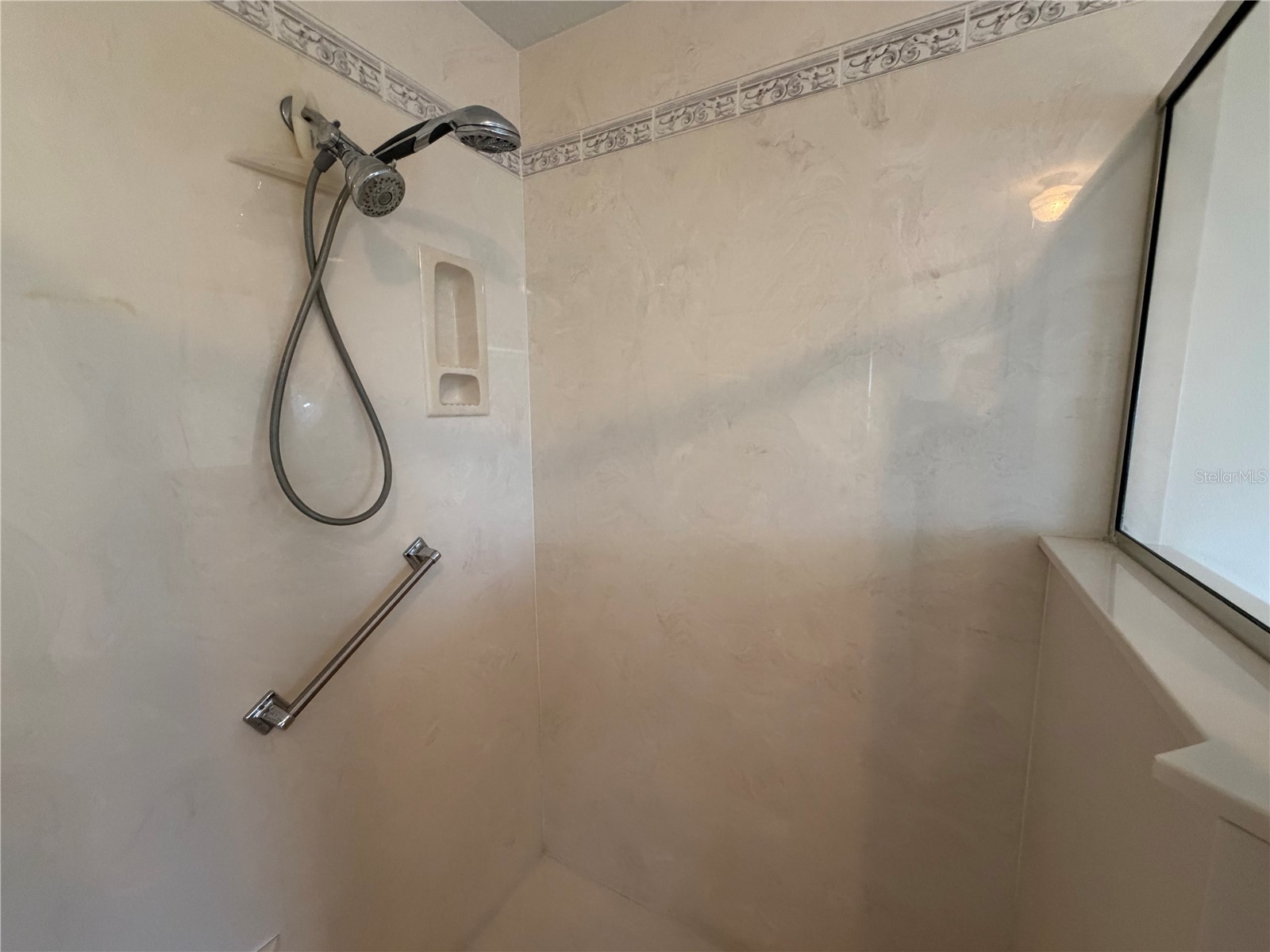21623 Regency Park Lane Leesburg FL 34748 O6372801 image18