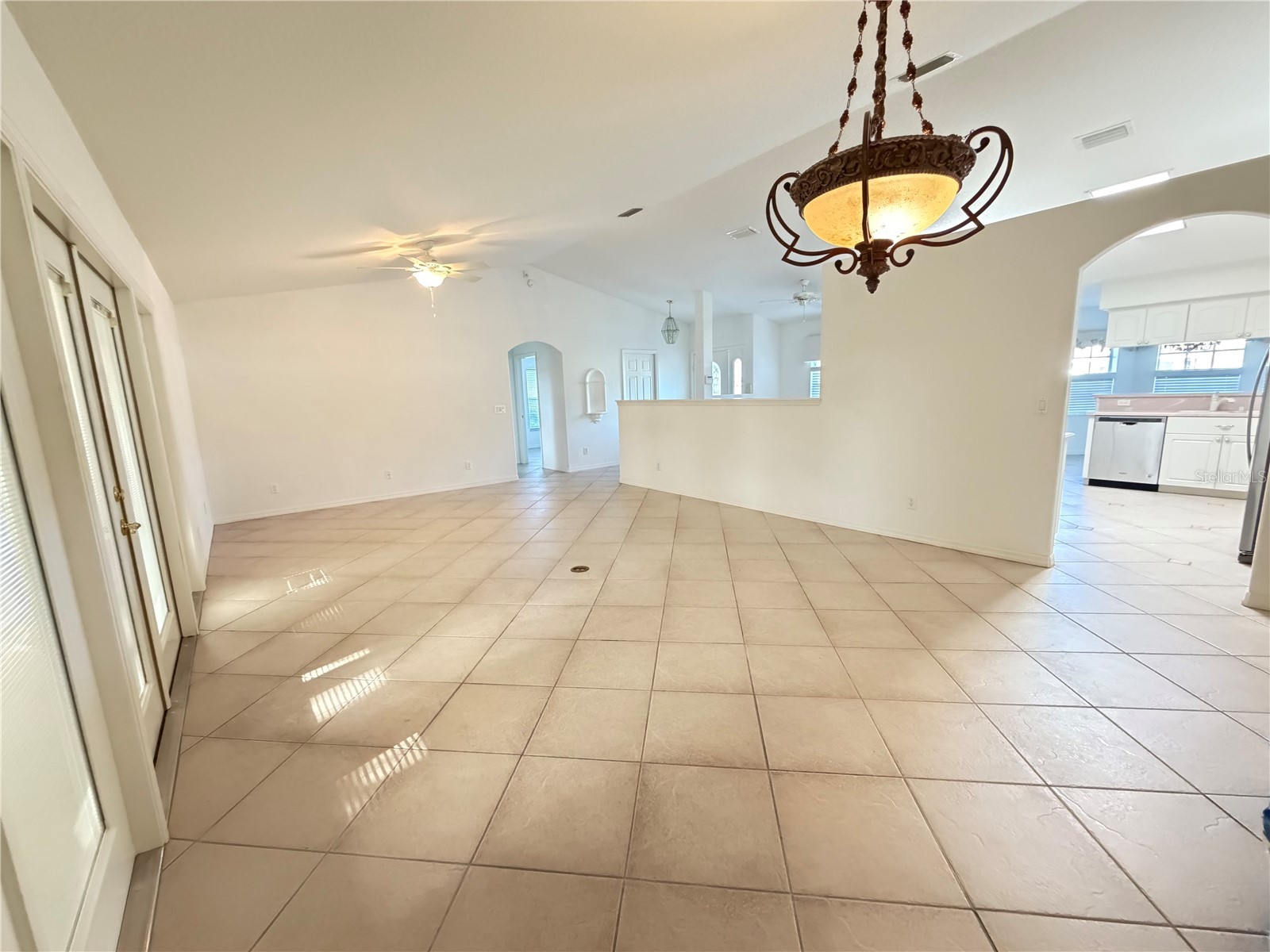 21623 Regency Park Lane Leesburg FL 34748 O6372801 image5