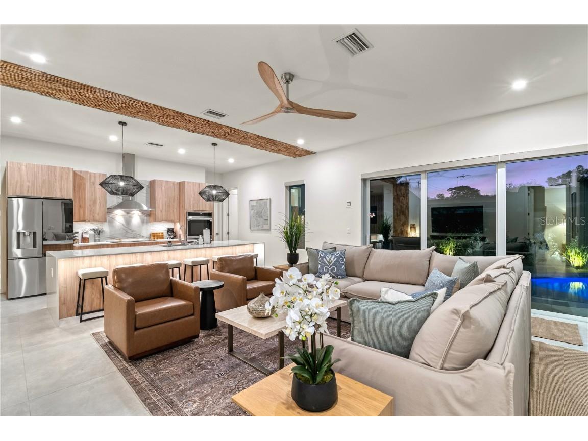 2163 Waldemere Street Sarasota FL 34239 A4669073 image14