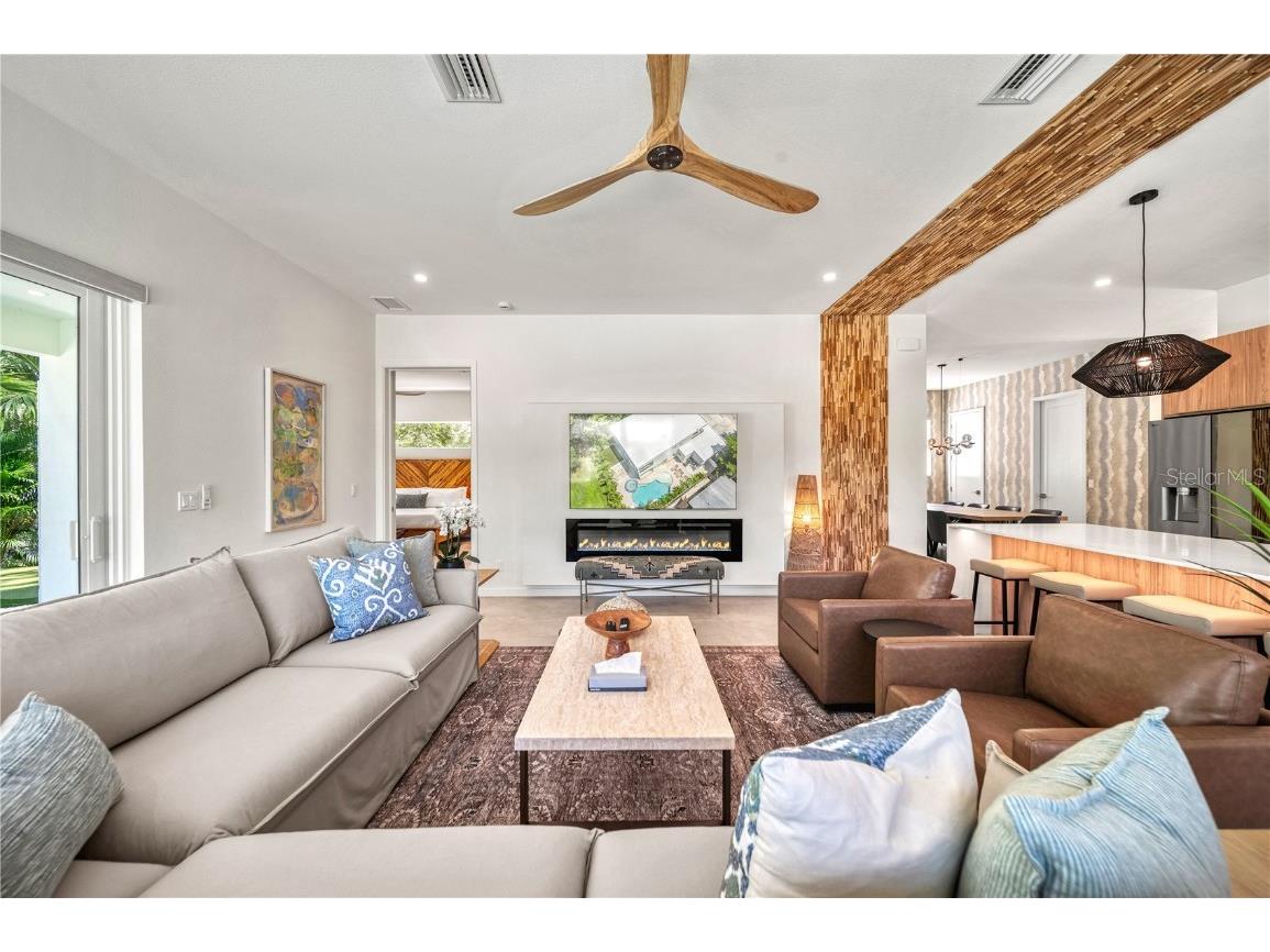2163 Waldemere Street Sarasota FL 34239 A4669073 image20