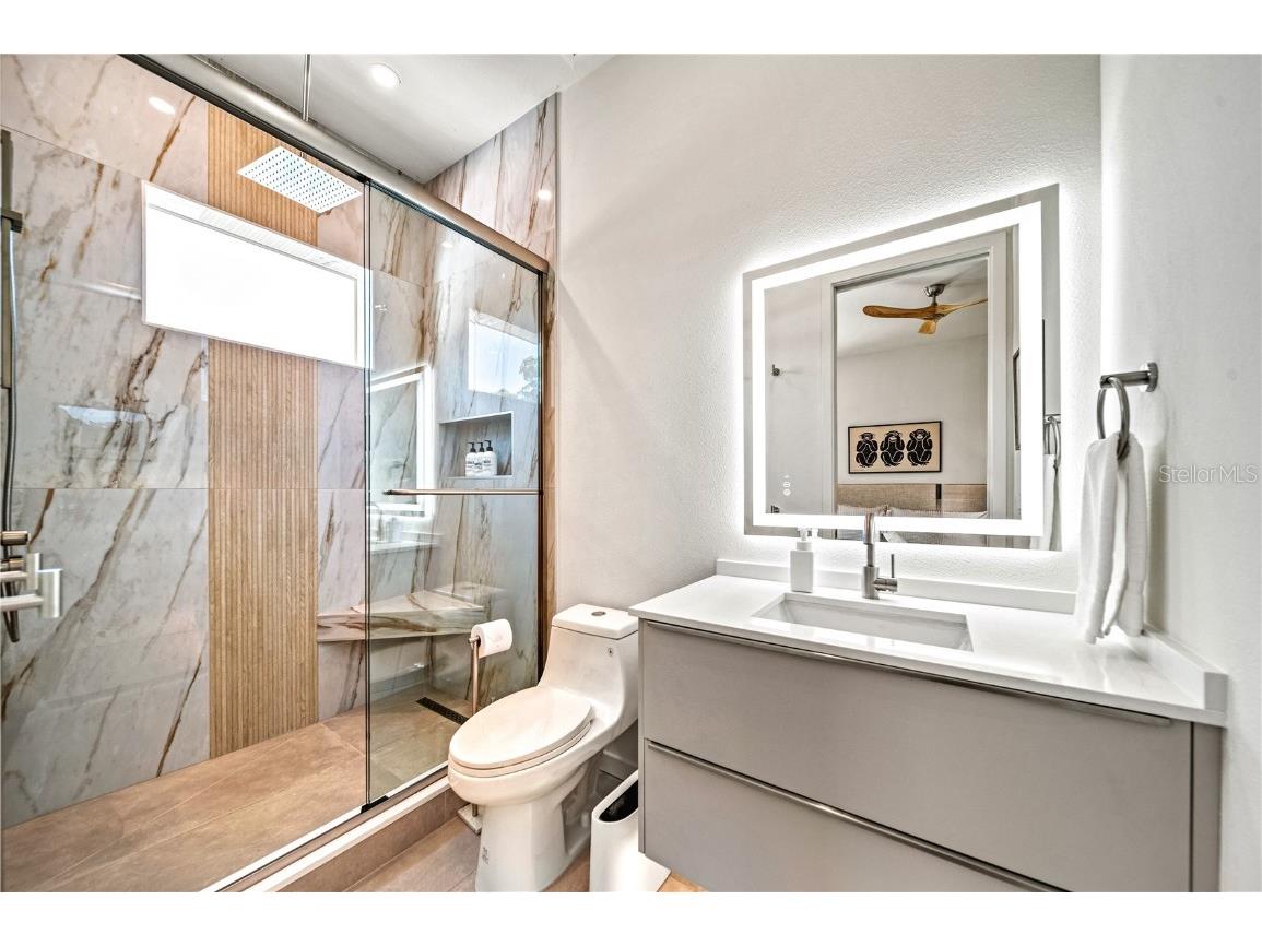 2163 Waldemere Street Sarasota FL 34239 A4669073 image35