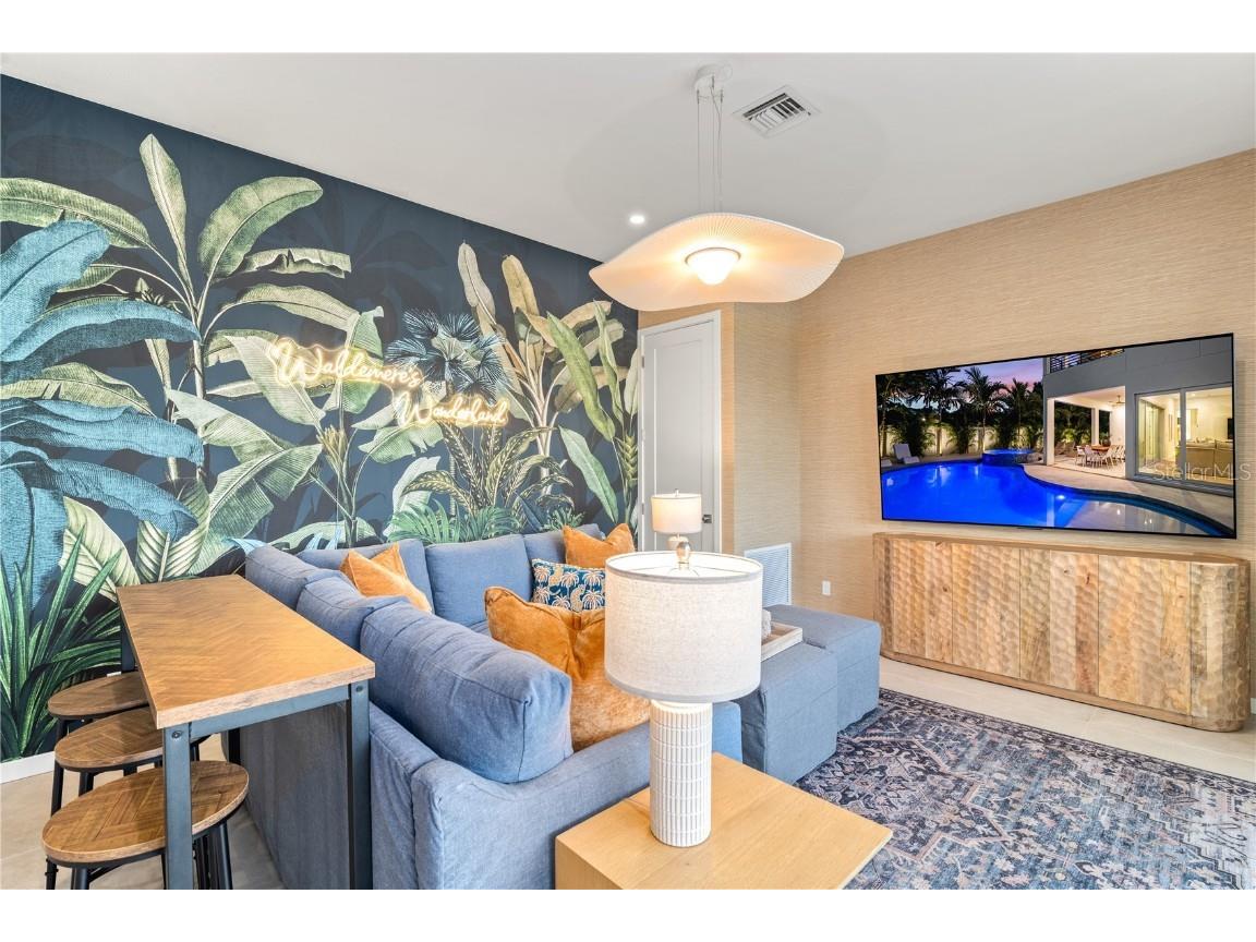 2163 Waldemere Street Sarasota FL 34239 A4669073 image45