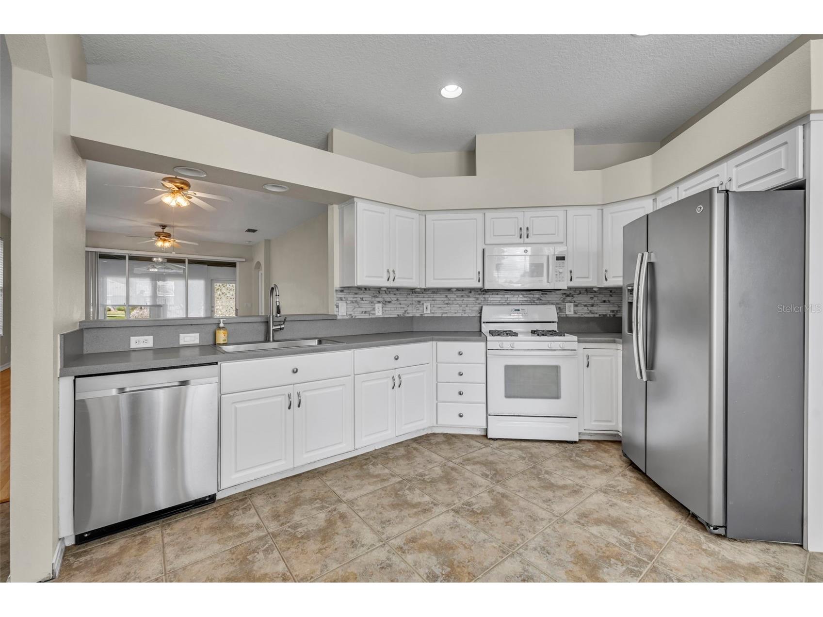 21630 Regency Park Ln Leesburg FL 34748 O6402529 image12