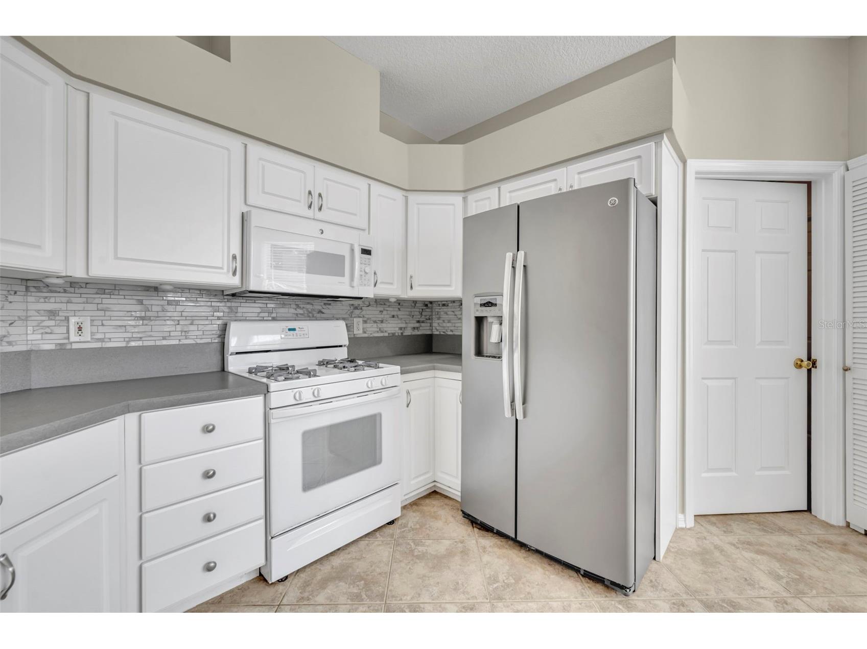 21630 Regency Park Ln Leesburg FL 34748 O6402529 image14