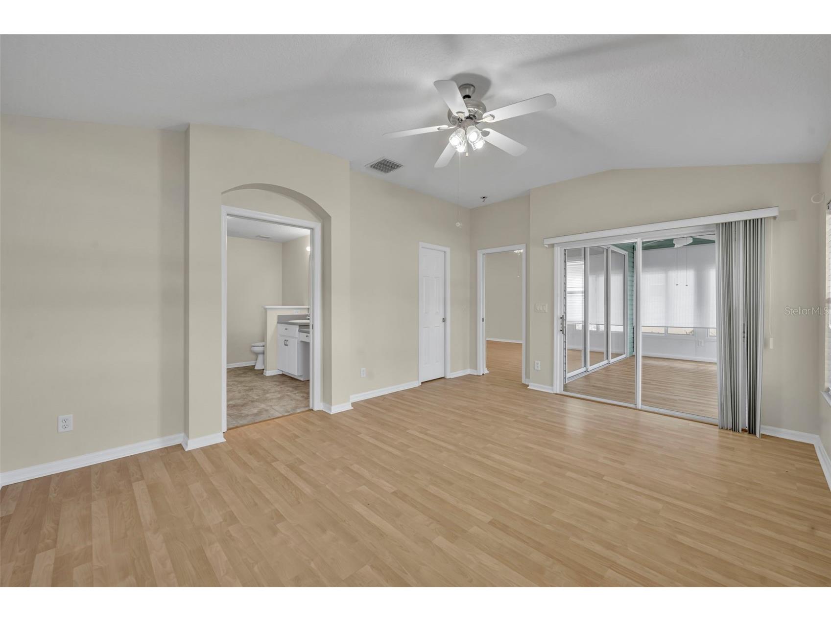 21630 Regency Park Ln Leesburg FL 34748 O6402529 image19