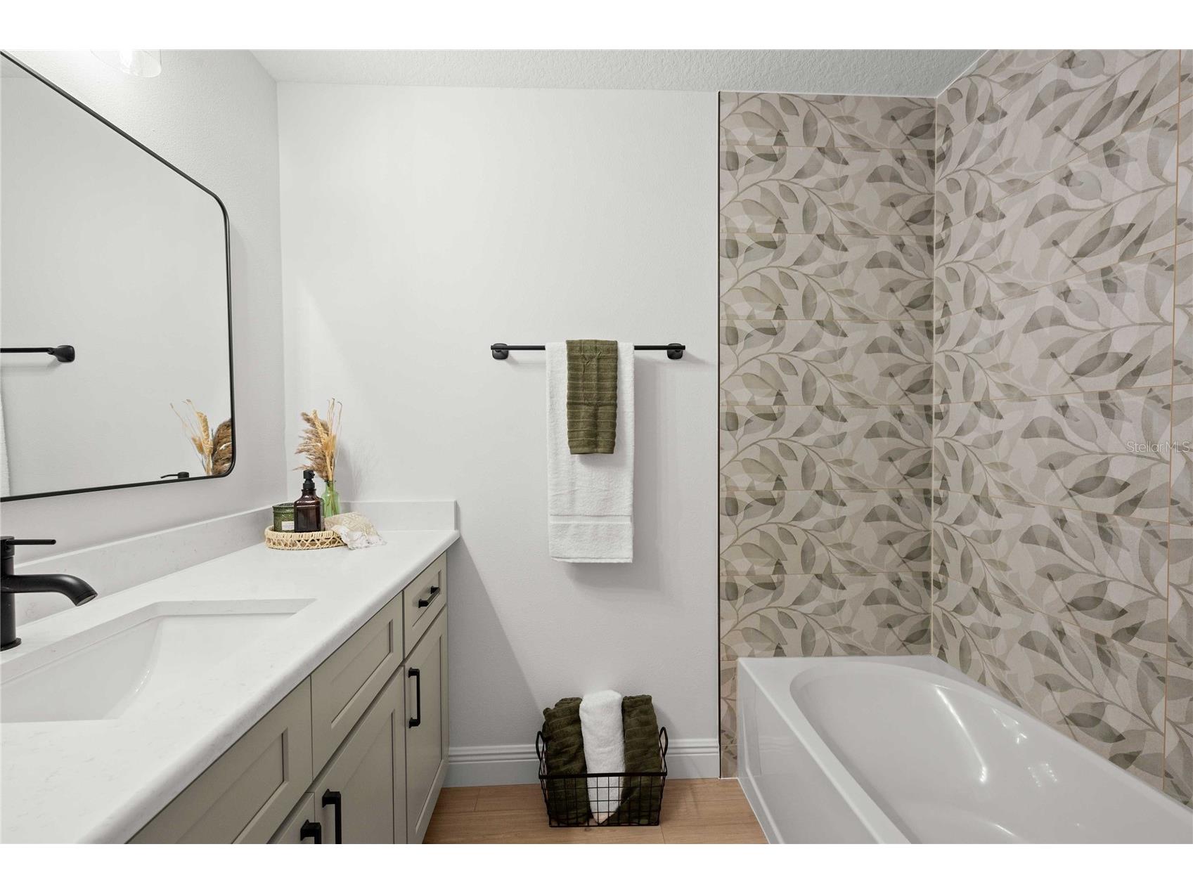 2164 Cr 436e Lake Panasoffkee FL 33538 G5102537 image22