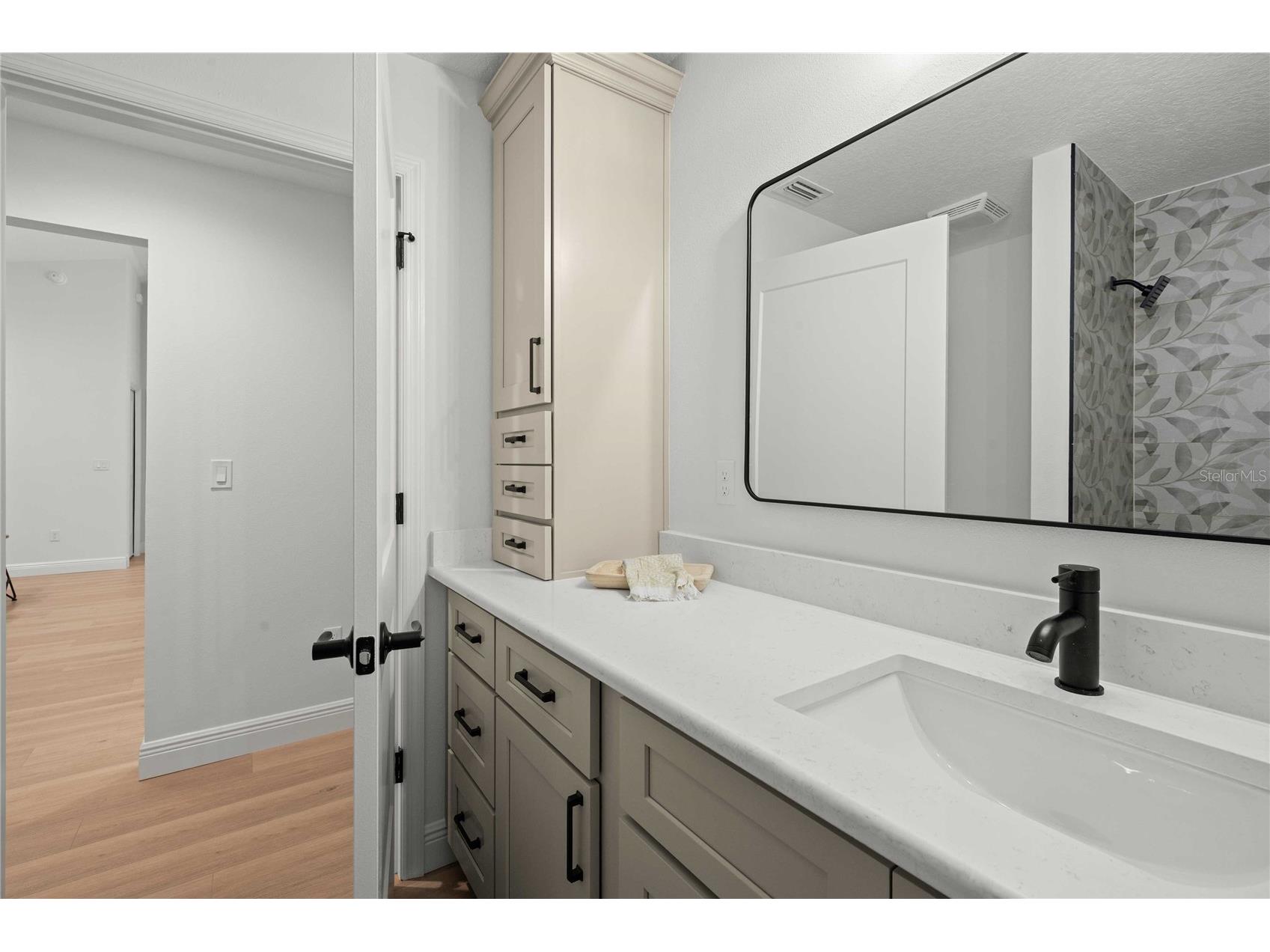 2164 Cr 436e Lake Panasoffkee FL 33538 G5102537 image24