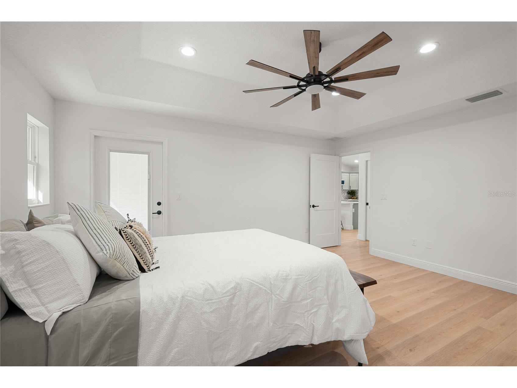 2164 Cr 436e Lake Panasoffkee FL 33538 G5102537 image34