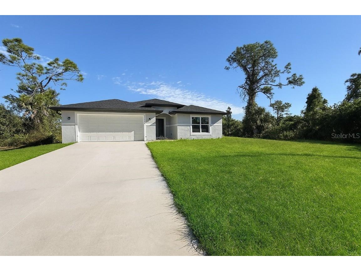 2164 Northland Avenue North Port FL 34288 A4671245 image1