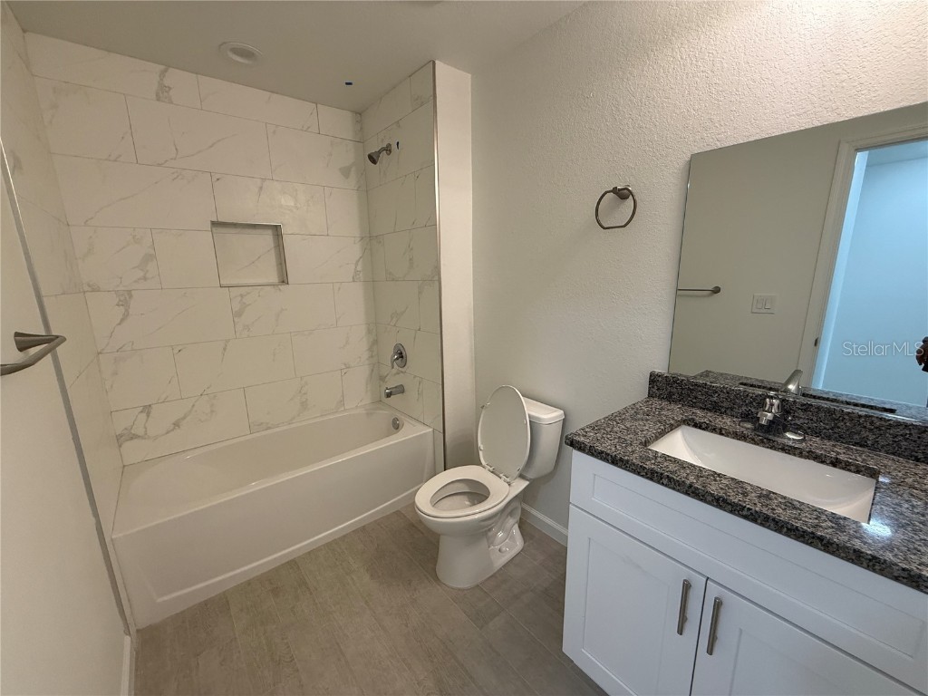 2164 Northland Avenue North Port FL 34288 A4671245 image18