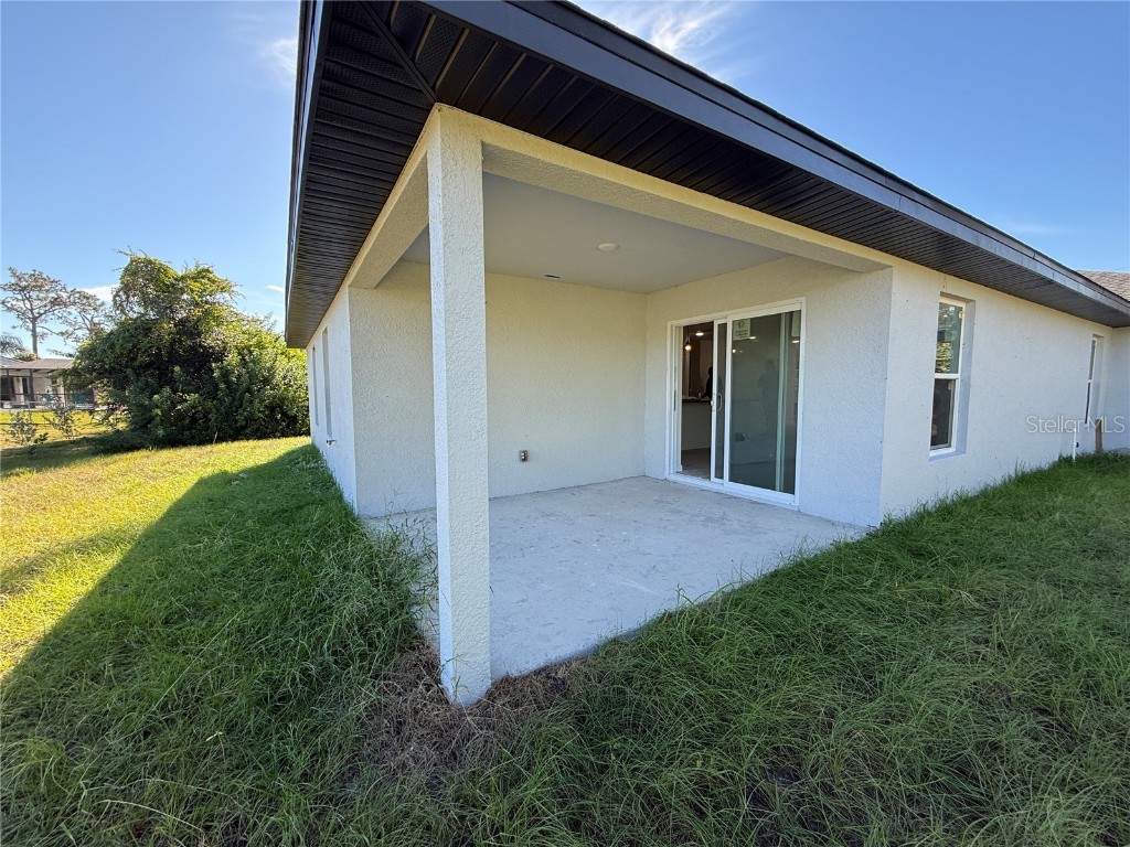 2164 Northland Avenue North Port FL 34288 A4671245 image28