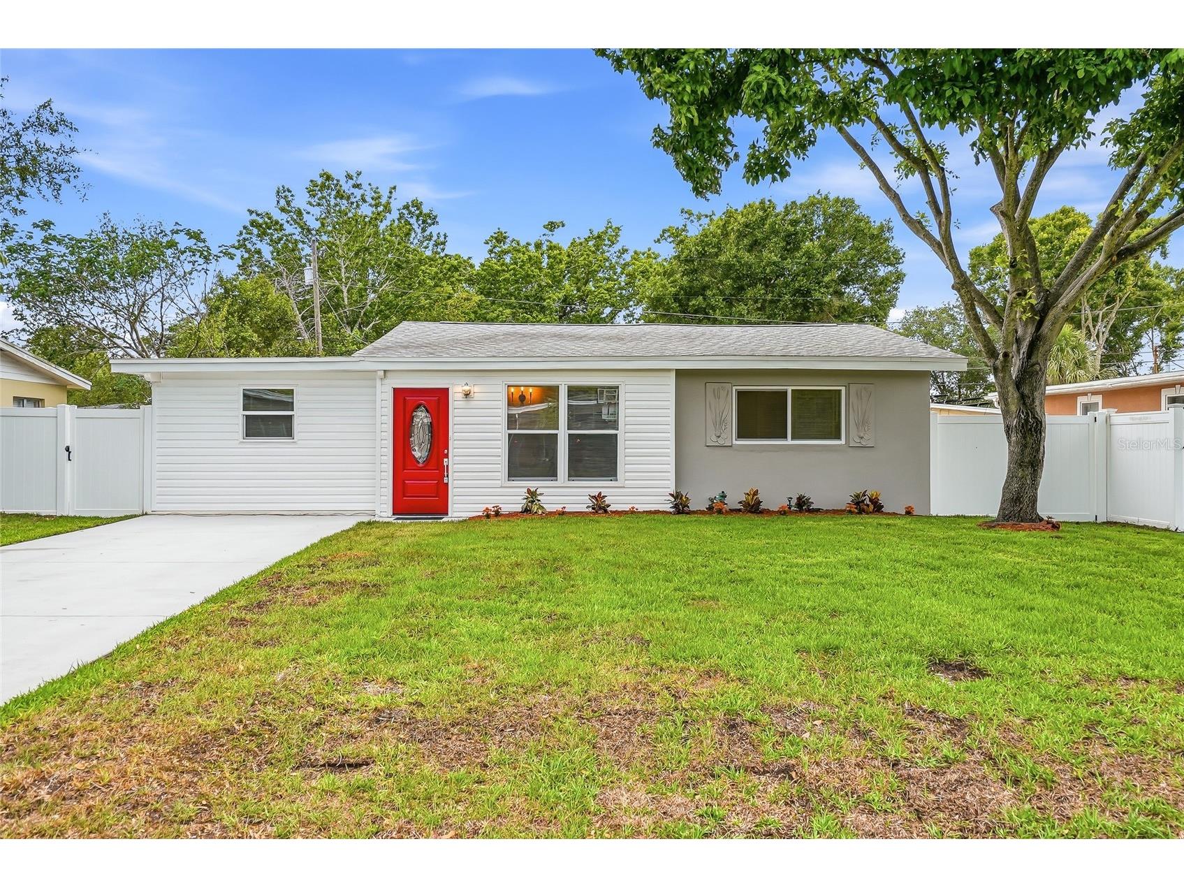 2164 Riviera Drive Clearwater FL 33763 TB8507362 image1