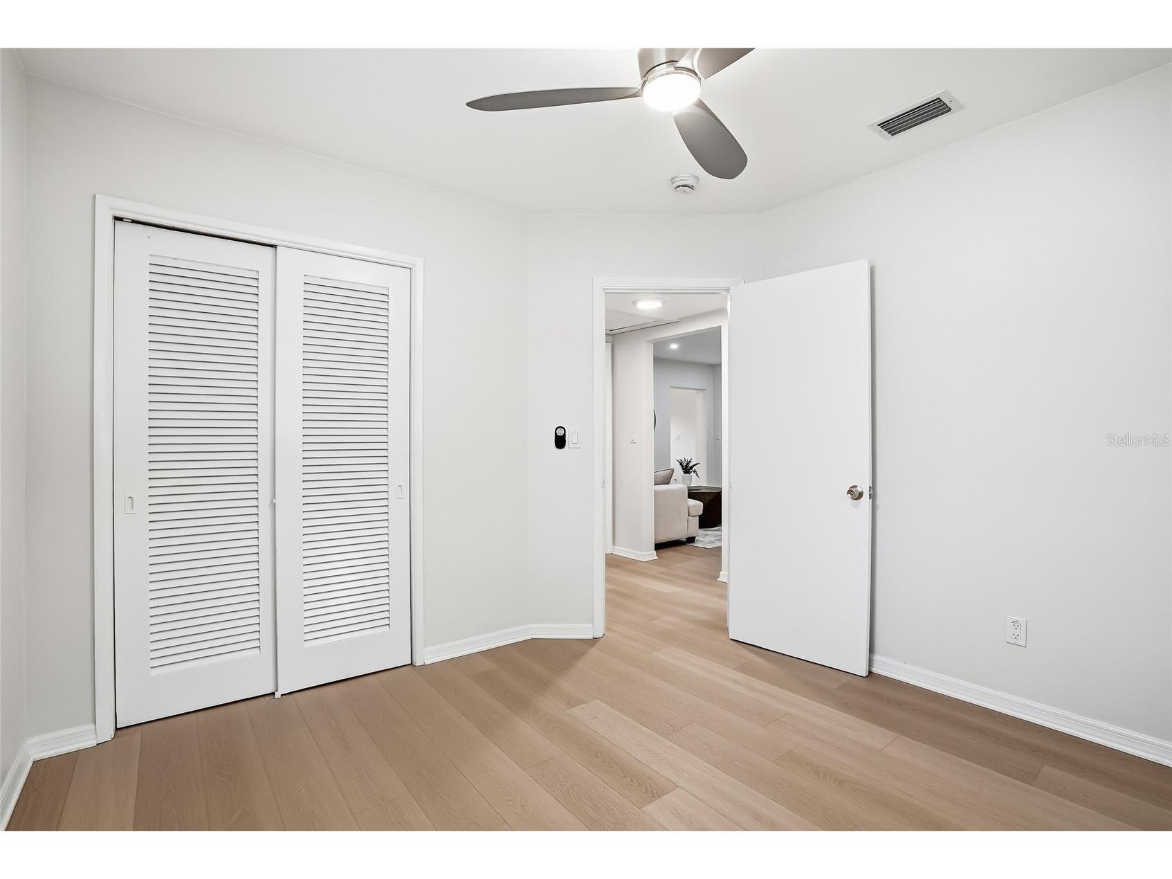2164 Riviera Drive Clearwater FL 33763 TB8507362 image24