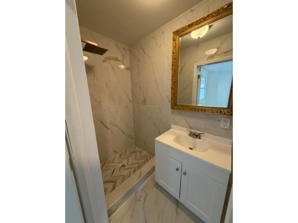 2165 Bow Lane #B Safety Harbor FL 34695 TB8457851 image6