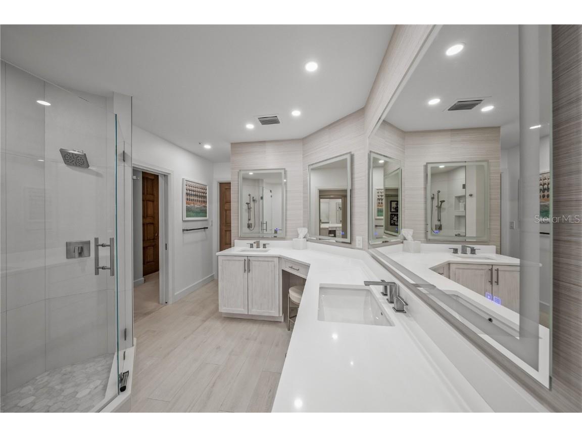 2165 Gulf Of Mexico Drive #114 Longboat Key FL 34228 - GULF OF AMERICA A4661123 image16