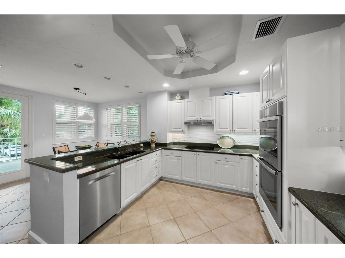 2165 Gulf Of Mexico Drive #114 Longboat Key FL 34228 - GULF OF AMERICA A4661123 image8