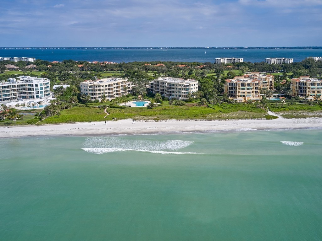 2165 Gulf Of Mexico Drive #125 Longboat Key FL 34228 - GULF OF MEXICO A4566363 image1