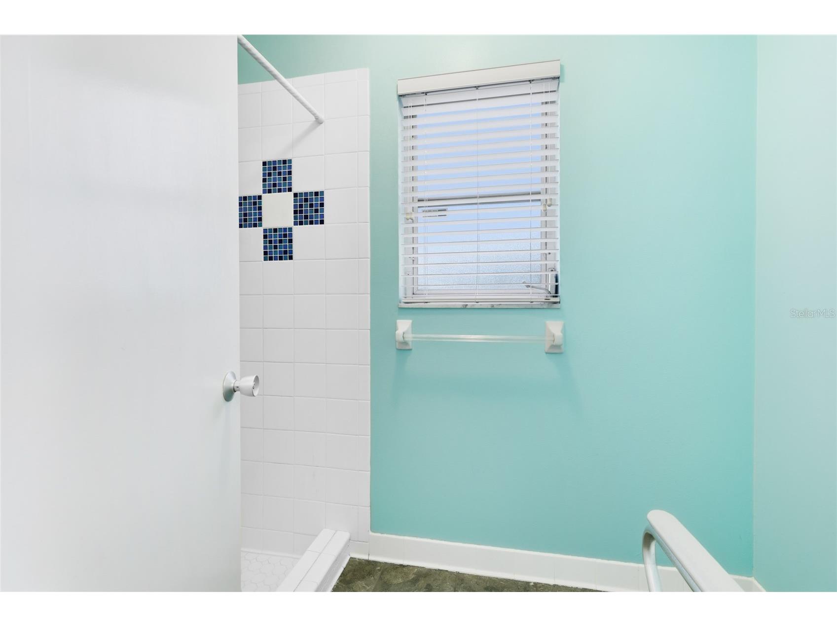 2165 Lakewood Drive Nokomis FL 34275 A4677625 image21