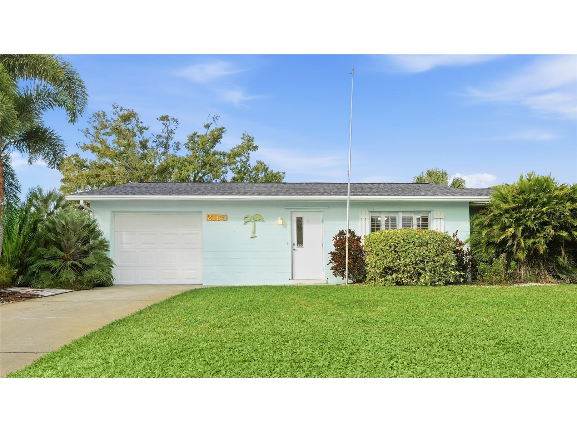2165 Lakewood Drive Nokomis FL 34275 A4677625 image3